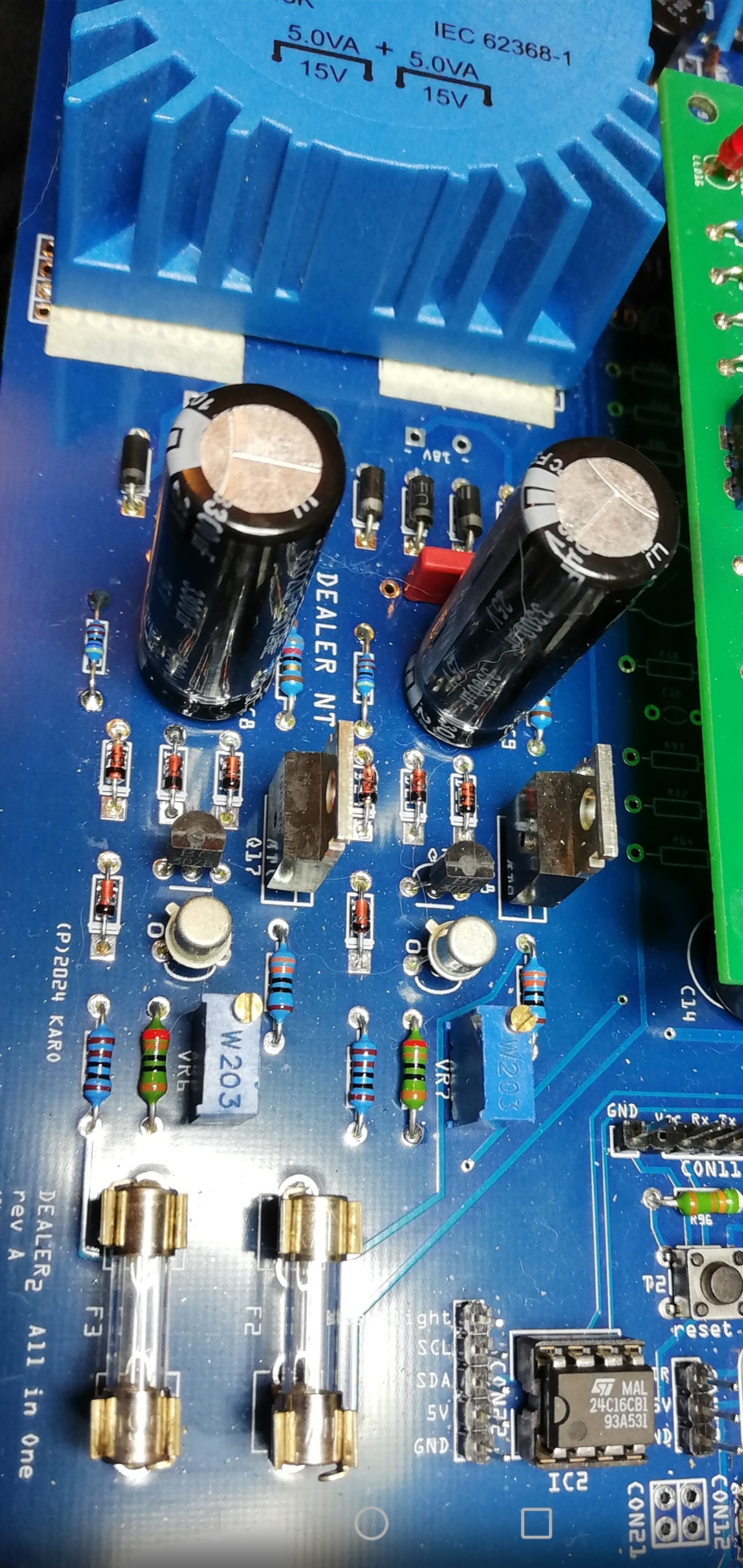 +/-15V
            Netzteil