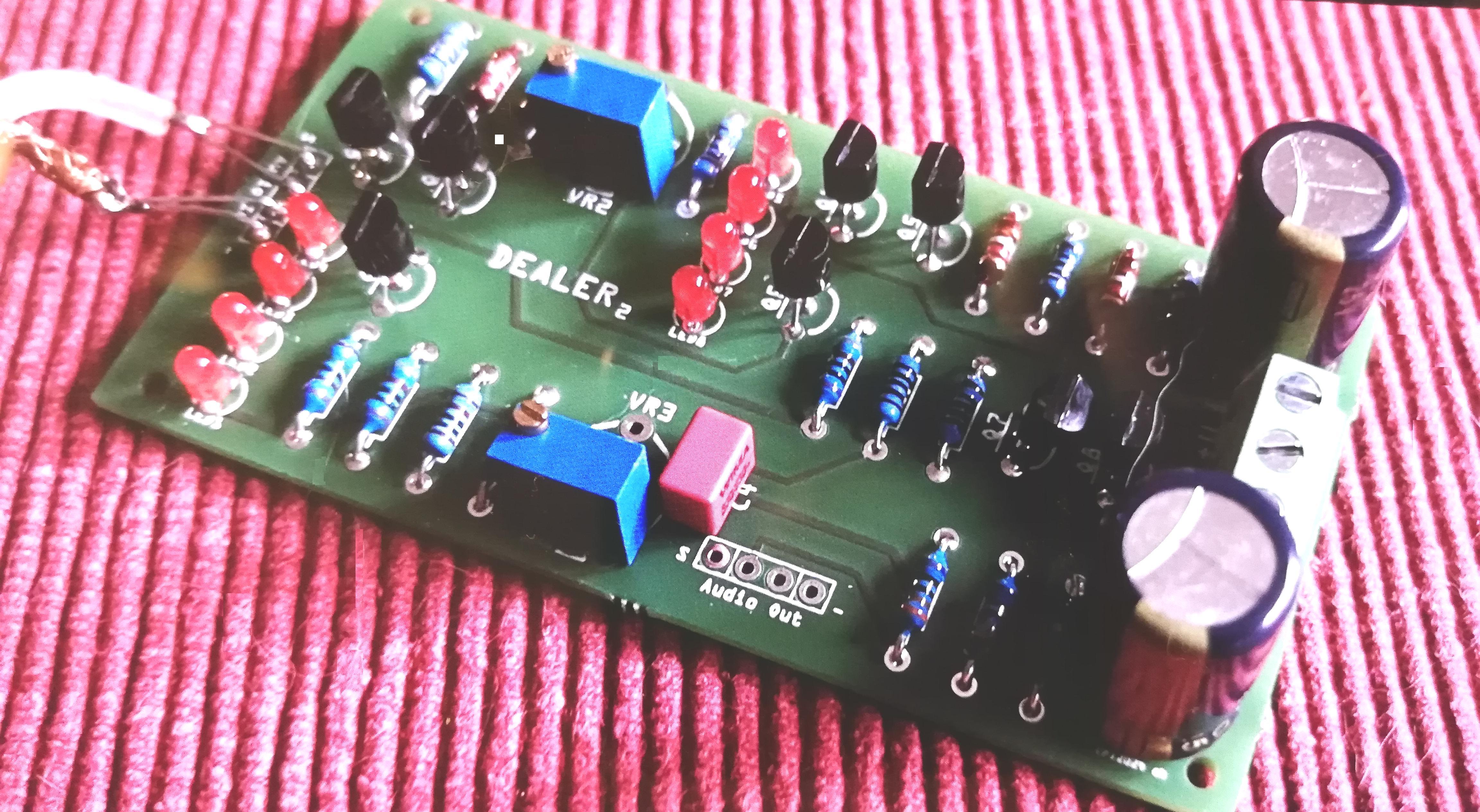 DEALER
bestückt DEALER bestückt